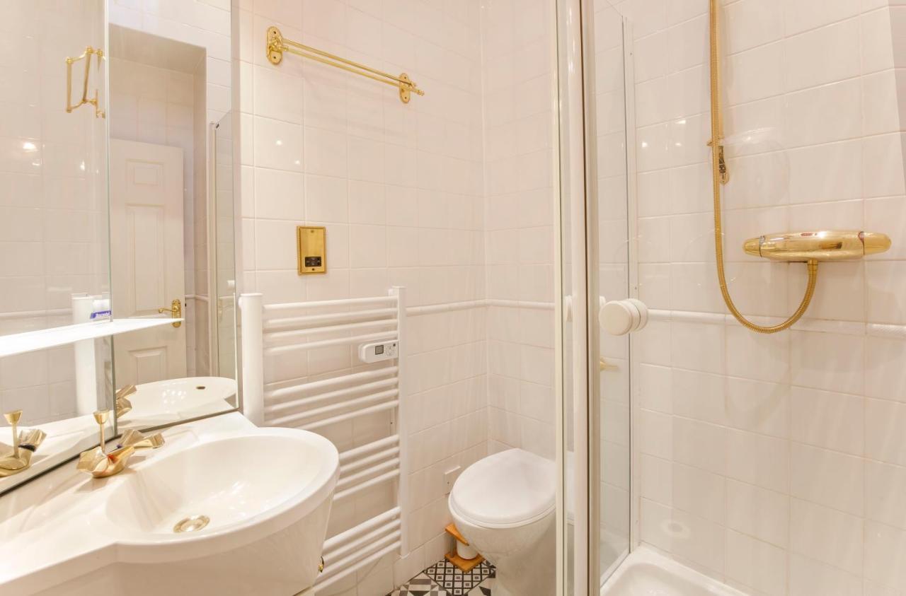 Shambles Suites In The Centre Of York, Sleeps 16 Εξωτερικό φωτογραφία